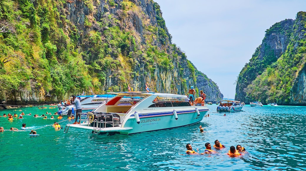 PHIPHI LEH, THAILAND - APRIL 27, 2019: The Pileh Bay lagoon of Phi Phi Leh Island is perfect place for swimming and snorkeling, on April 27 in PhiPhi