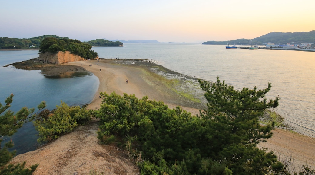 香川県土庄町 夕暮れのエンジェルロード