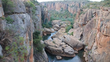 Beautiful canyon, taken from the pedestrian bridge, near the potholes