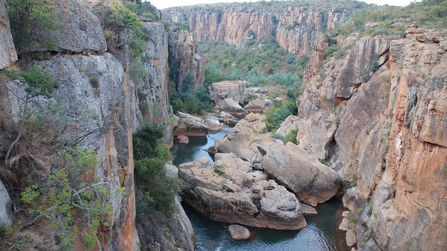 Beautiful canyon, taken from the pedestrian bridge, near the potholes