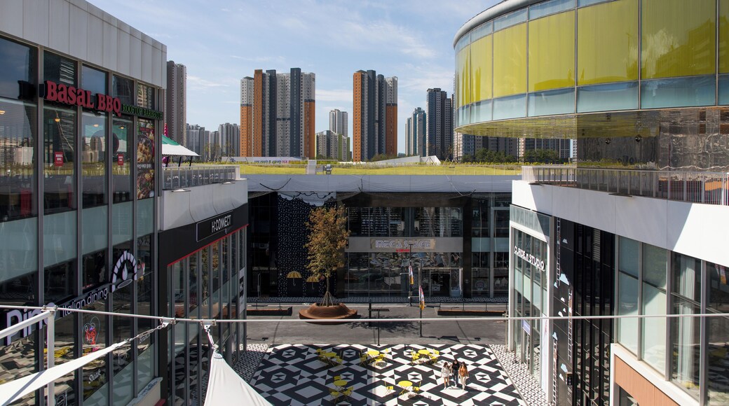 Incheon_TripleStreet_553248634207195935_-8