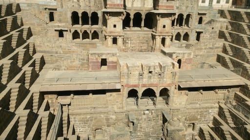 One of the oldest stepwell of rajasthan, India. Built between 800CE-900CE. mind-blowing structure. Shot in Nov 2017.
#asia #india #rajasthan #ancientstructure #stepwell