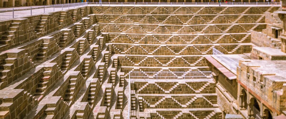 The geometrical precision of this step well can be best appreciated when the sunlight illuminates the entire step well. Do not miss the light and shade arrow-formation of this 9th-century CE marvel!
#StunningStructures #travelure #ChandBaori #Abhaneri #Rajasthan #India
For more #travel stories, visit http://www.travelure.in or http://www.travelphotography.net.in