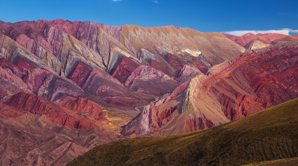 ChaĂźne de montagnes SerranĂa de Hornocal