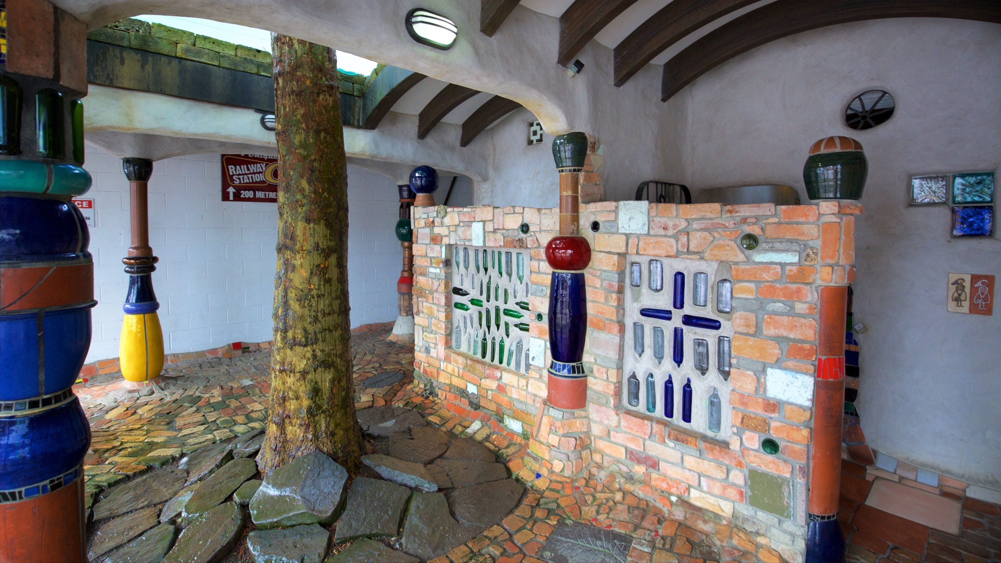 パイヒア フィーチャー 屋外アート