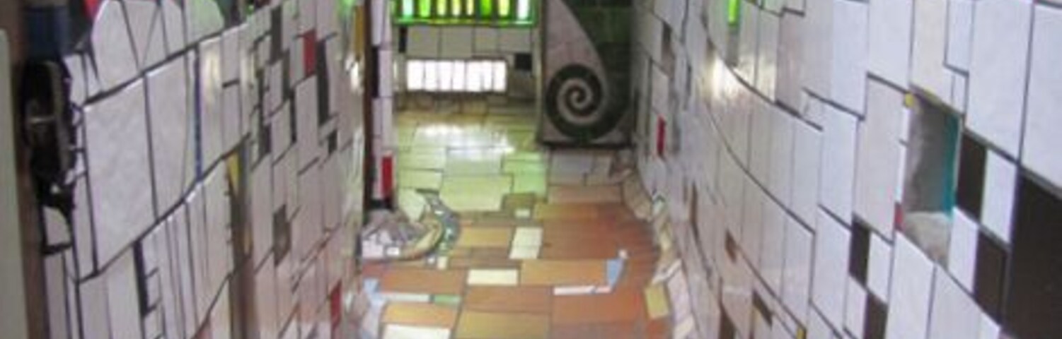 Got to admit taking photos inside a public toilet is pretty weird! Though these are operating toilets there are plenty of tourists doing the same thing - so you probably won't get arrested!
And yes it's all entirely free - we don't charge for public loos in NZ - not even famous ones!