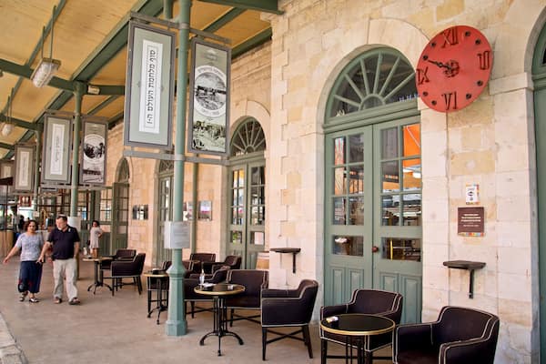 ウェスト エルサレム 表示 ストリート シーン 及び カップル