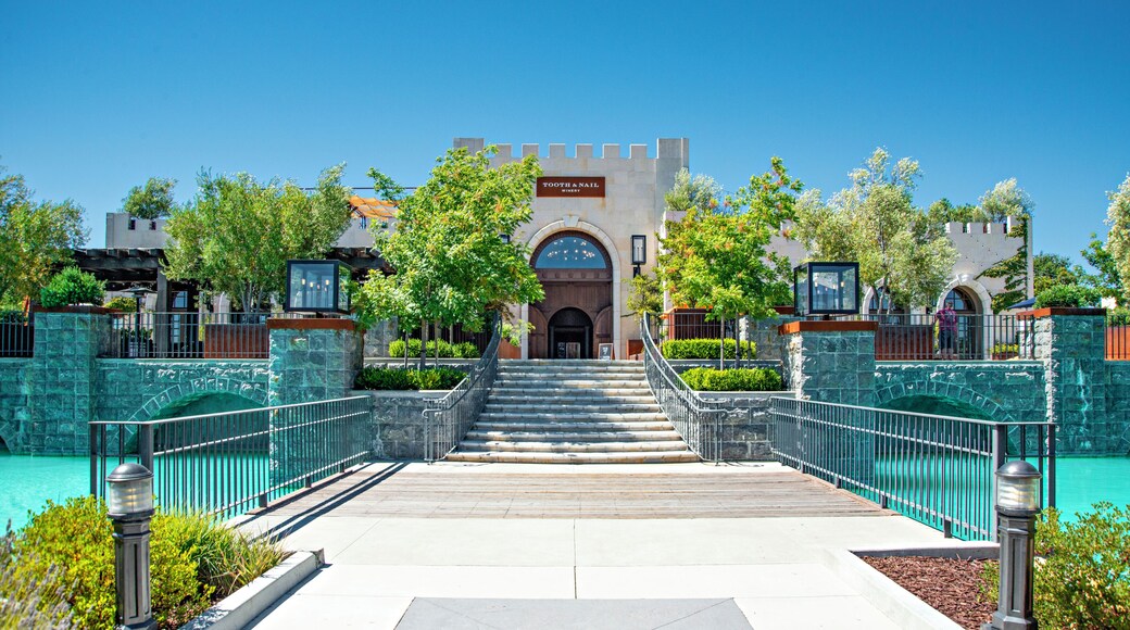 PasoRobles_Tooth&NailWinery_553248634329773887-4