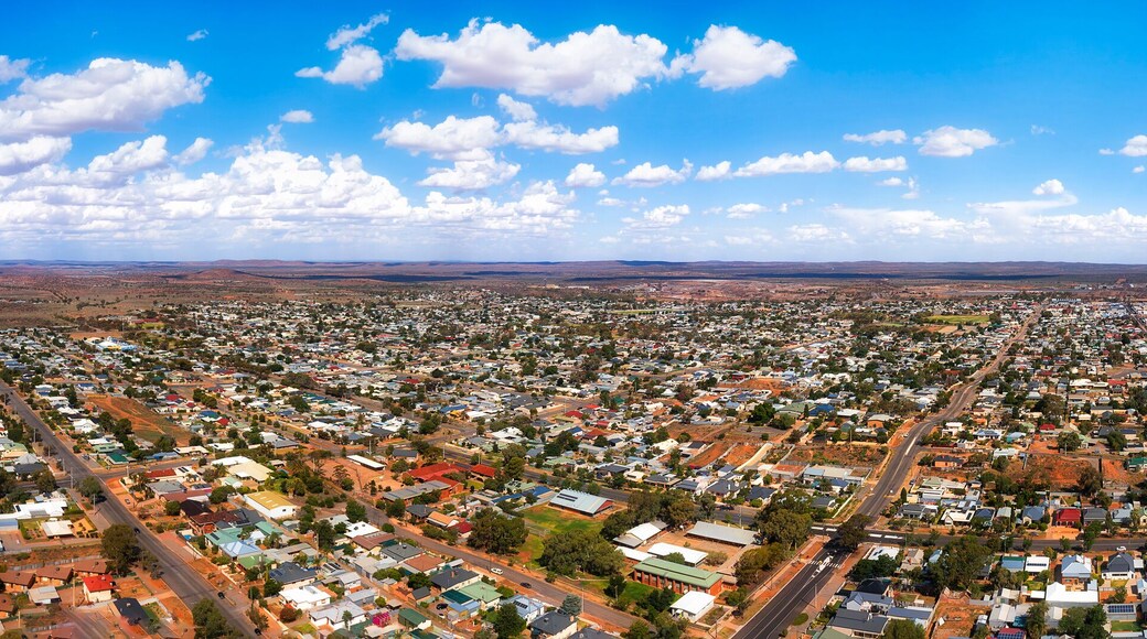 D BH North to town wide pan