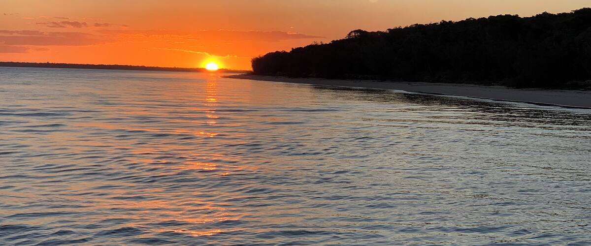 Waiting to get on the barge. Lovely sunset on #Fraserisland