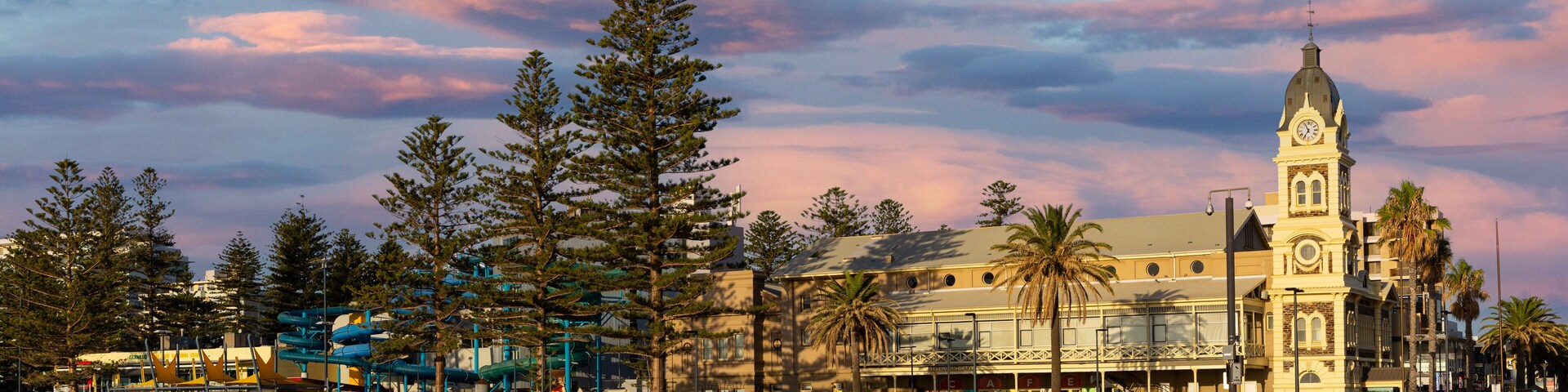 Townhall und Strand von Glenelg, Adelaide