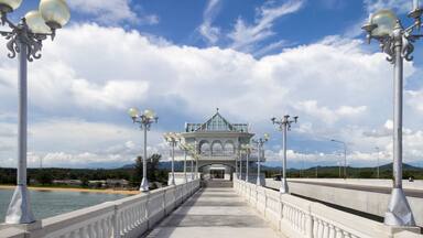 Sarasin bridge