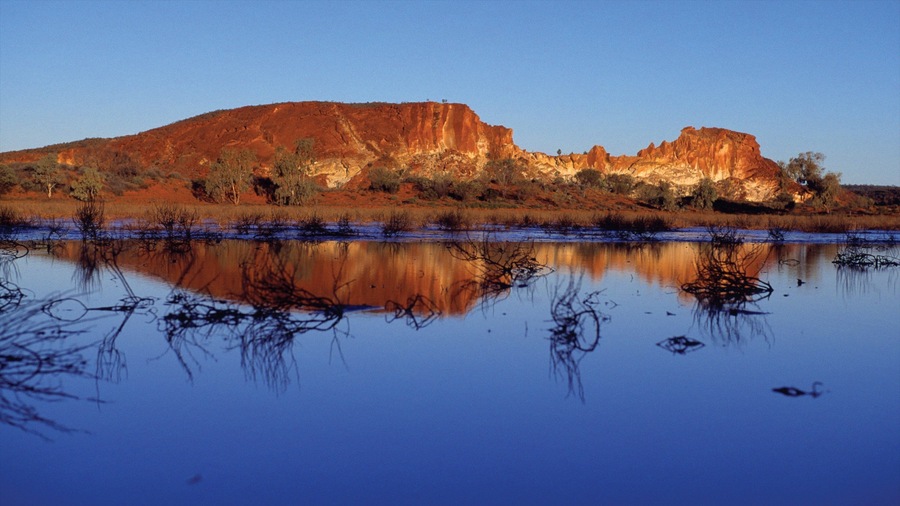 Red Centre which includes desert views, a gorge or canyon and a lake or waterhole