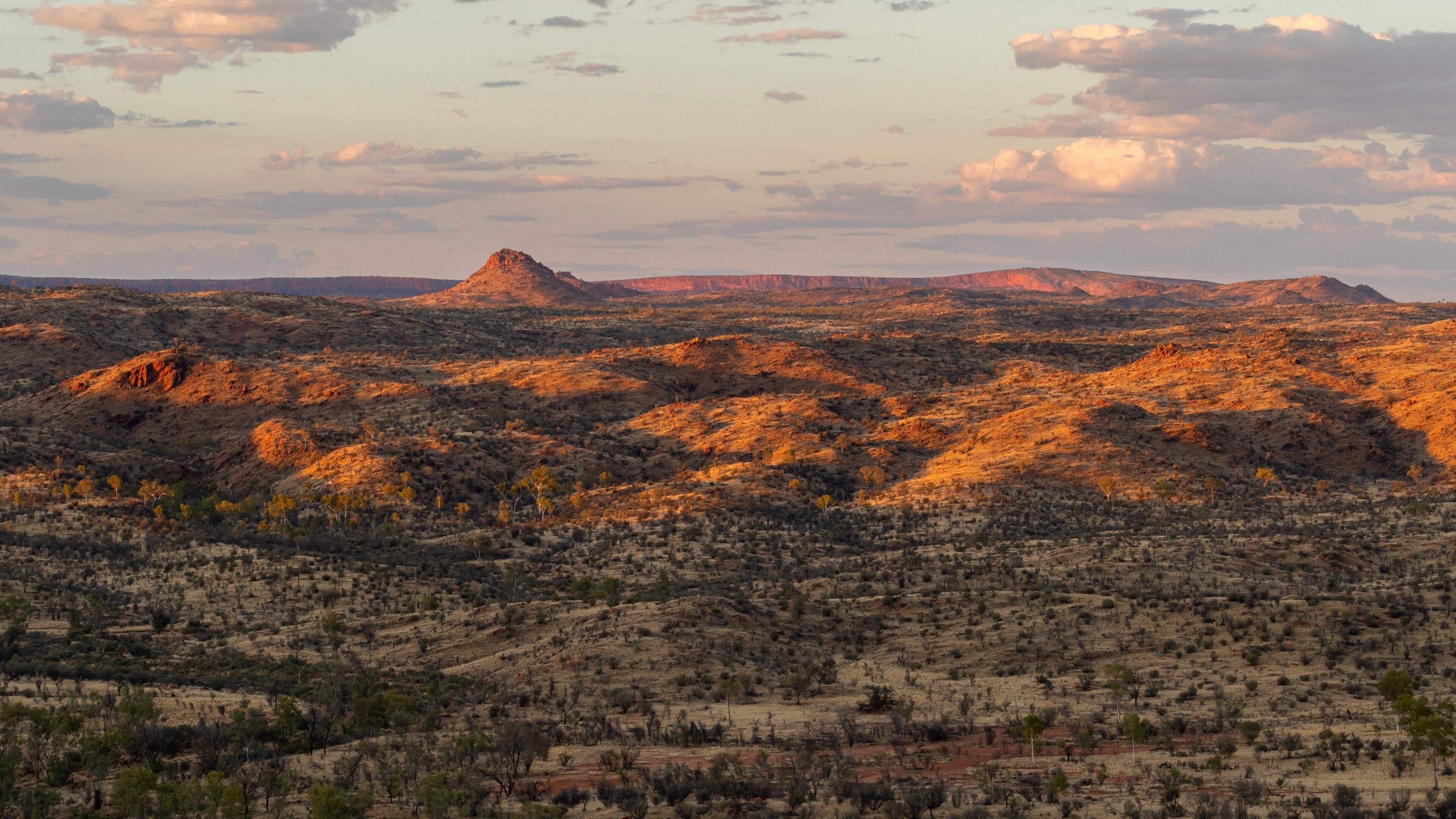 Trephina Gorge National Park which includes a sunset, tranquil scenes and landscape views
