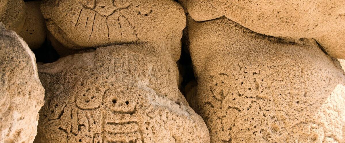 Las Caritas featuring outdoor art