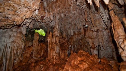 Repubblica Dominicana mostrando vista interna e grotte