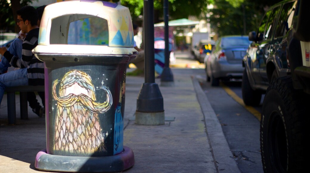 ノーザン マウンテンズ どの含み 屋外アート