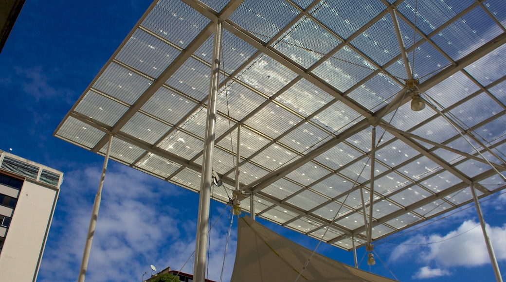 Plaza los Palos Grandes which includes modern architecture