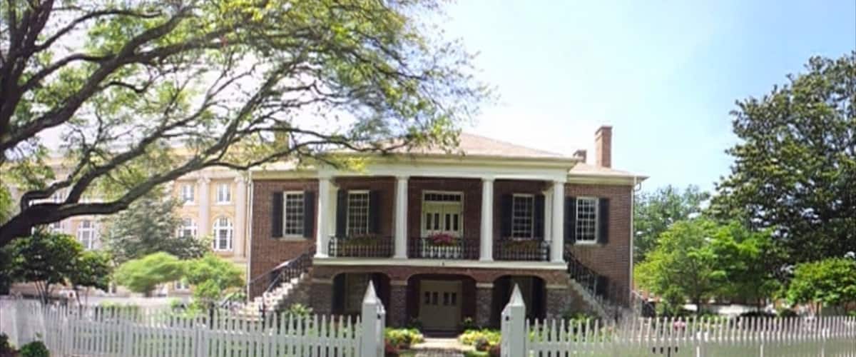 Gorgas House featuring a house and heritage elements