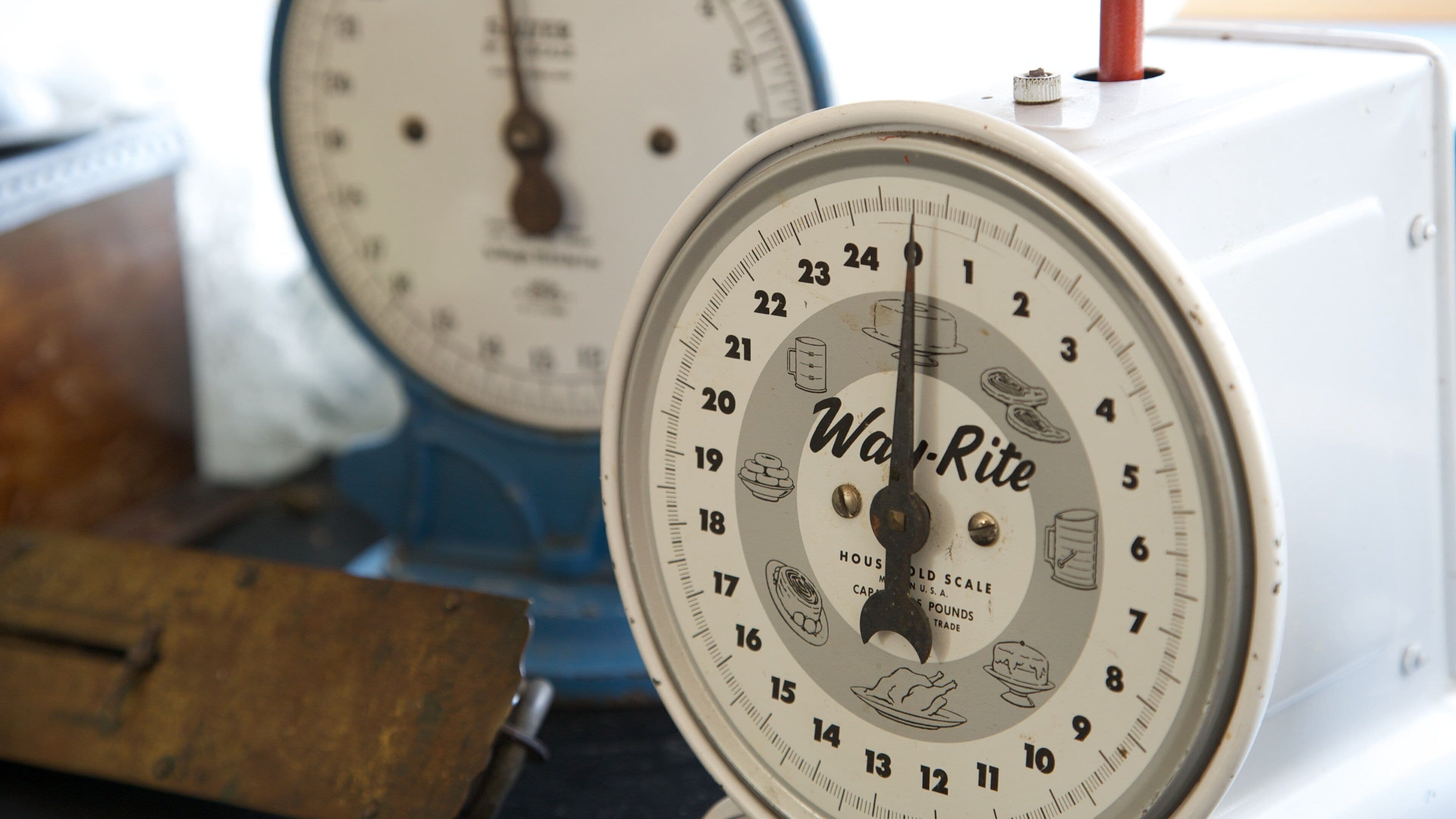 Castlegar showing interior views