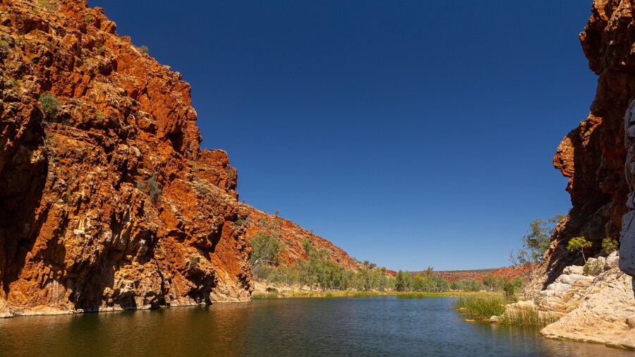 Glen Helen Gorge showing a gorge or canyon and a river or creek