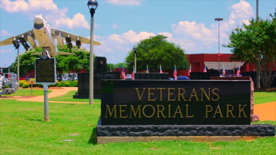 Tuscaloosa montrant signalisation et mémorial