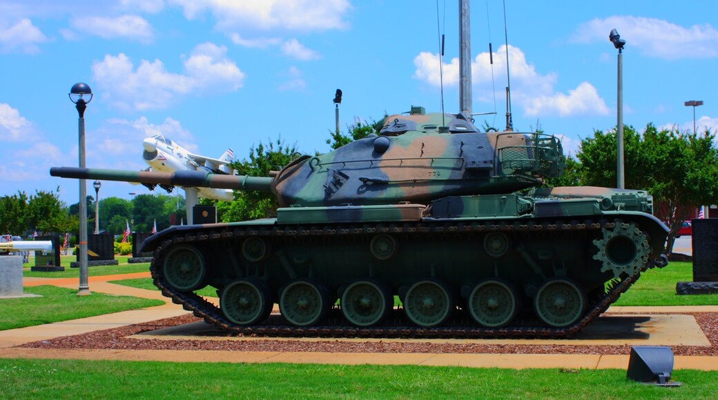 Tuscaloosa featuring military items, a garden and a memorial
