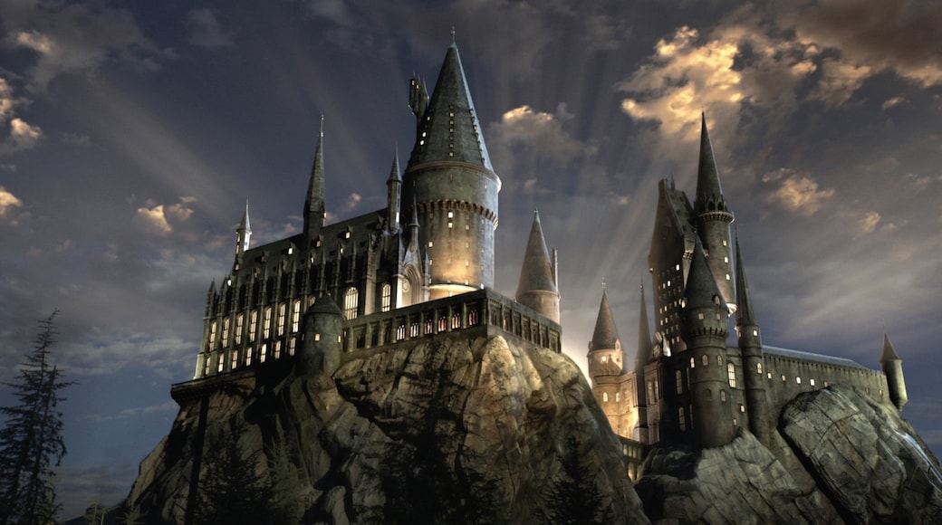 Universal City showing rides