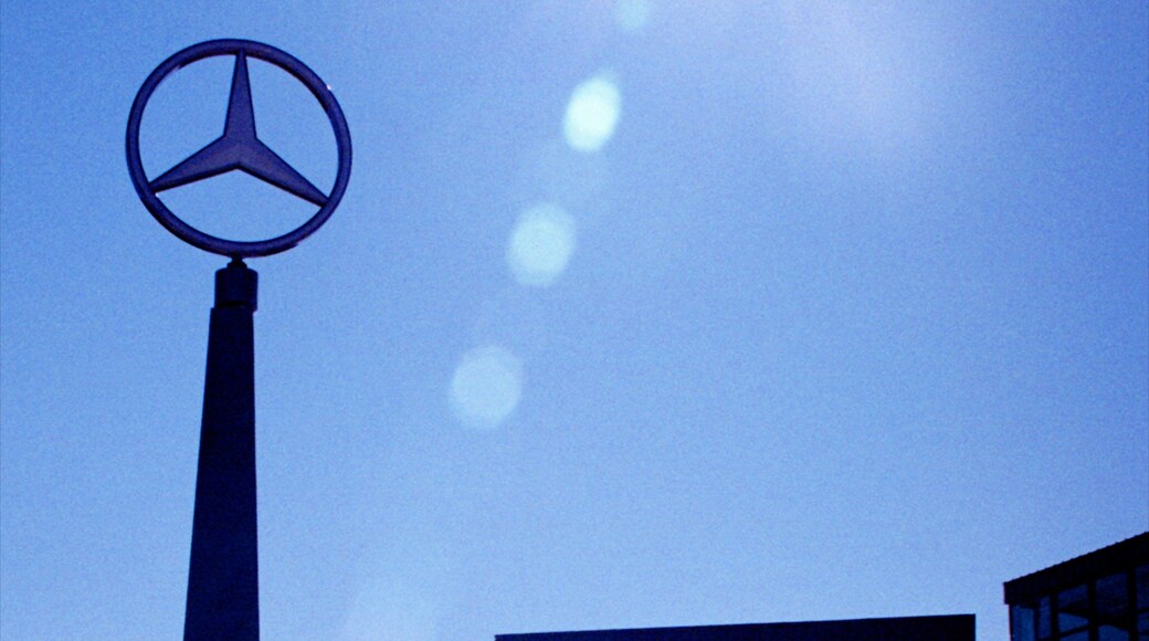 Mercedes-Benz Visitor Center which includes signage