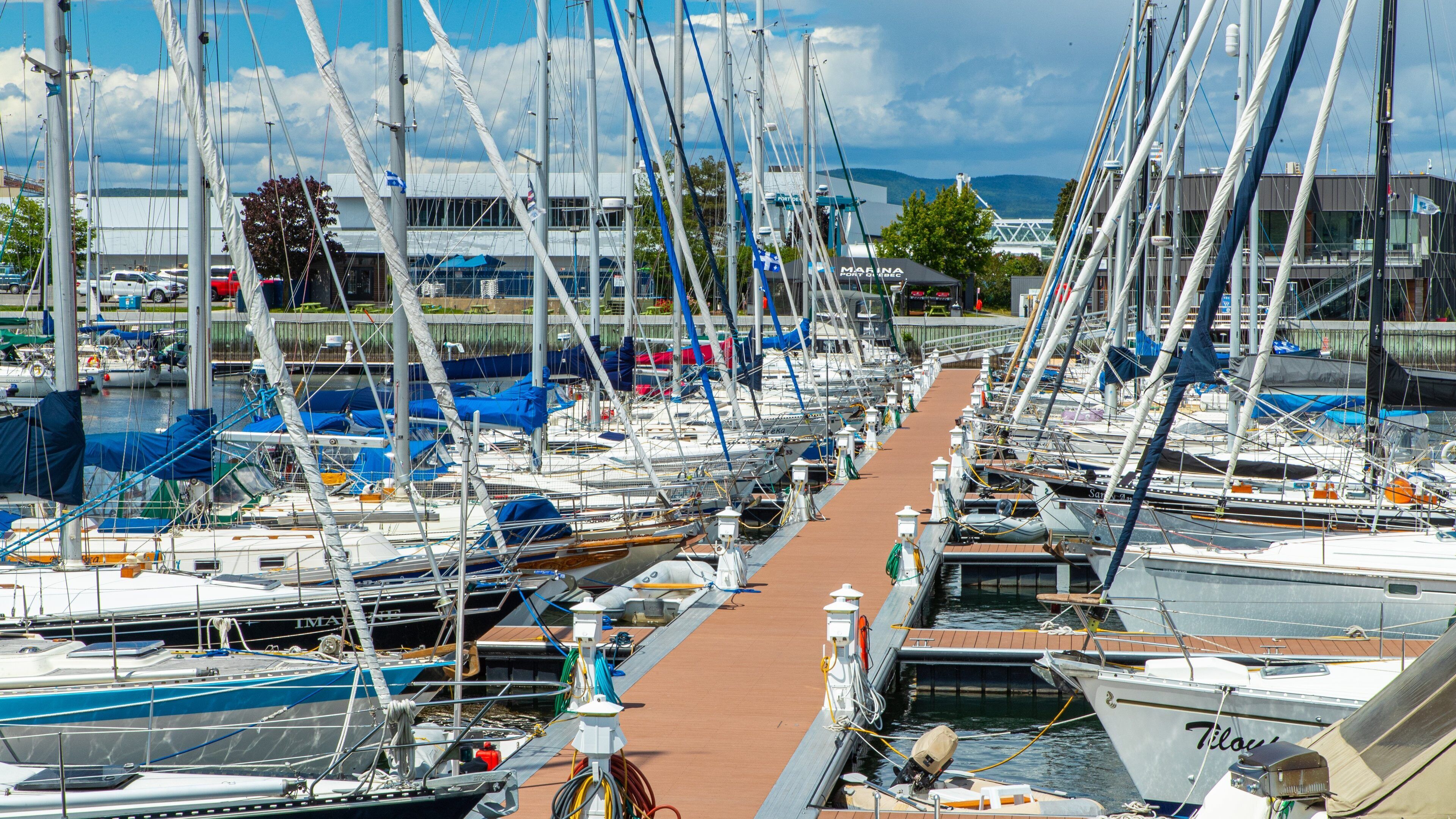 Old Port Quebec City featuring a bay or harbor