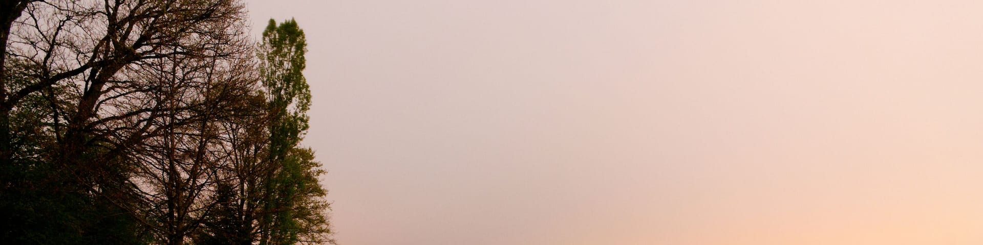 This file was uploaded with Commonist. Bassin de Champagney (sous le clair de Lune).