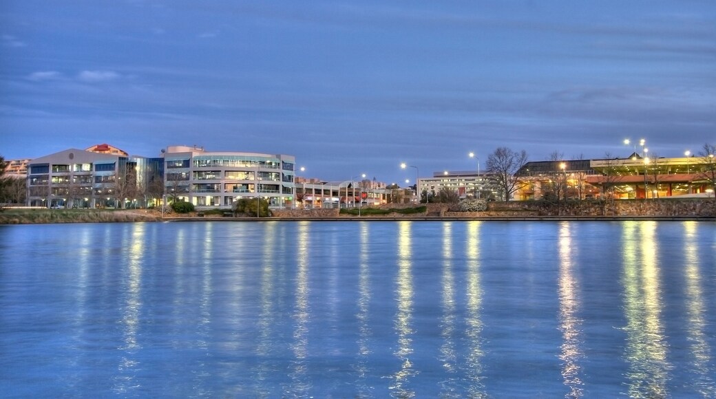 belconnen centre - wide