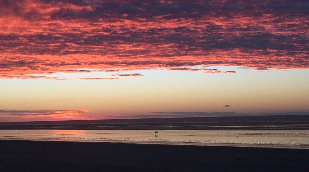 Sunset at 80 mile beach WA. Great fishing & combing for shells, so serene.