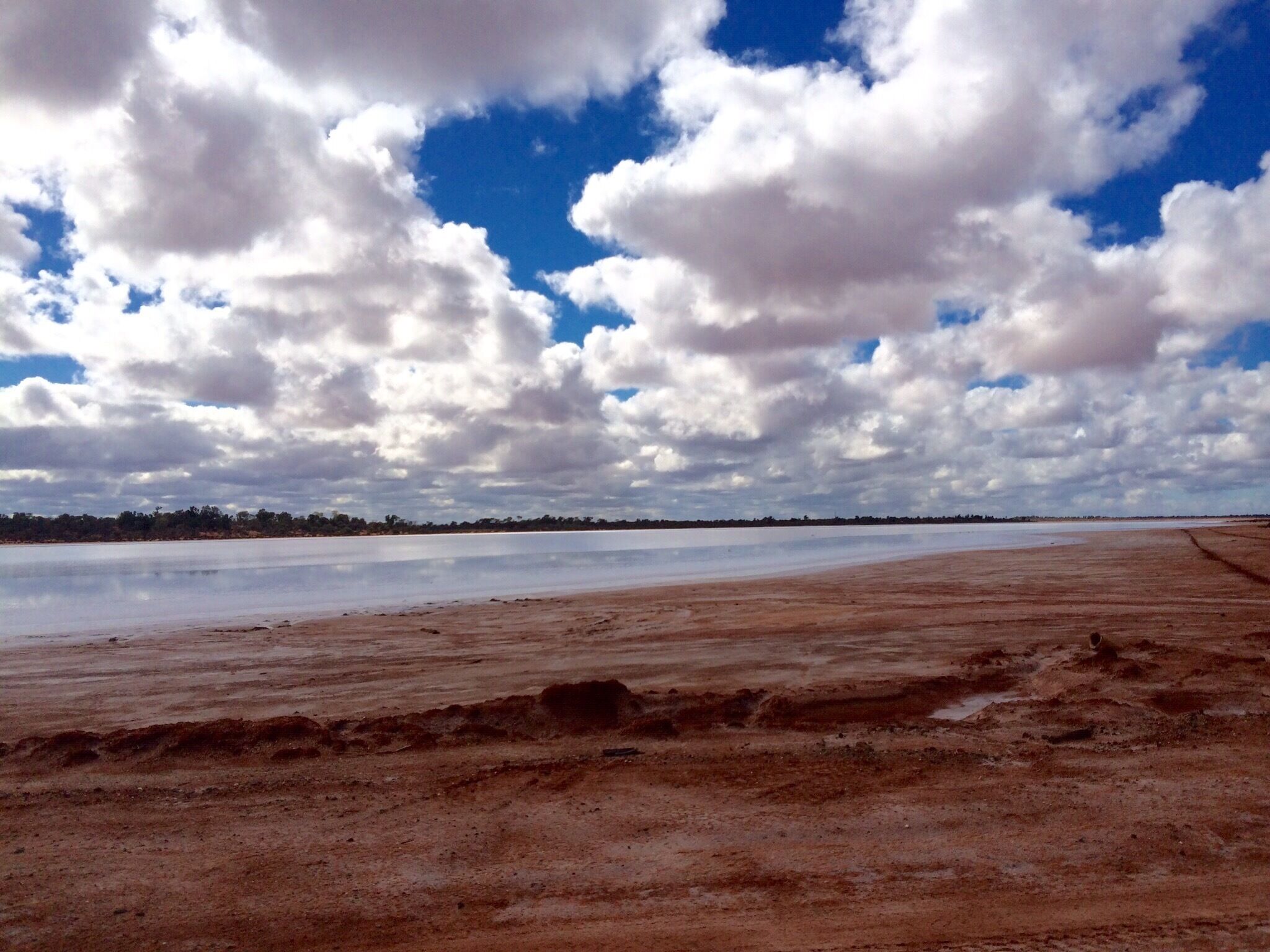 Salt lake on the way out to white flag lake just out of kalgoorlie. A 4wd track, good hiking spots hills etc... 