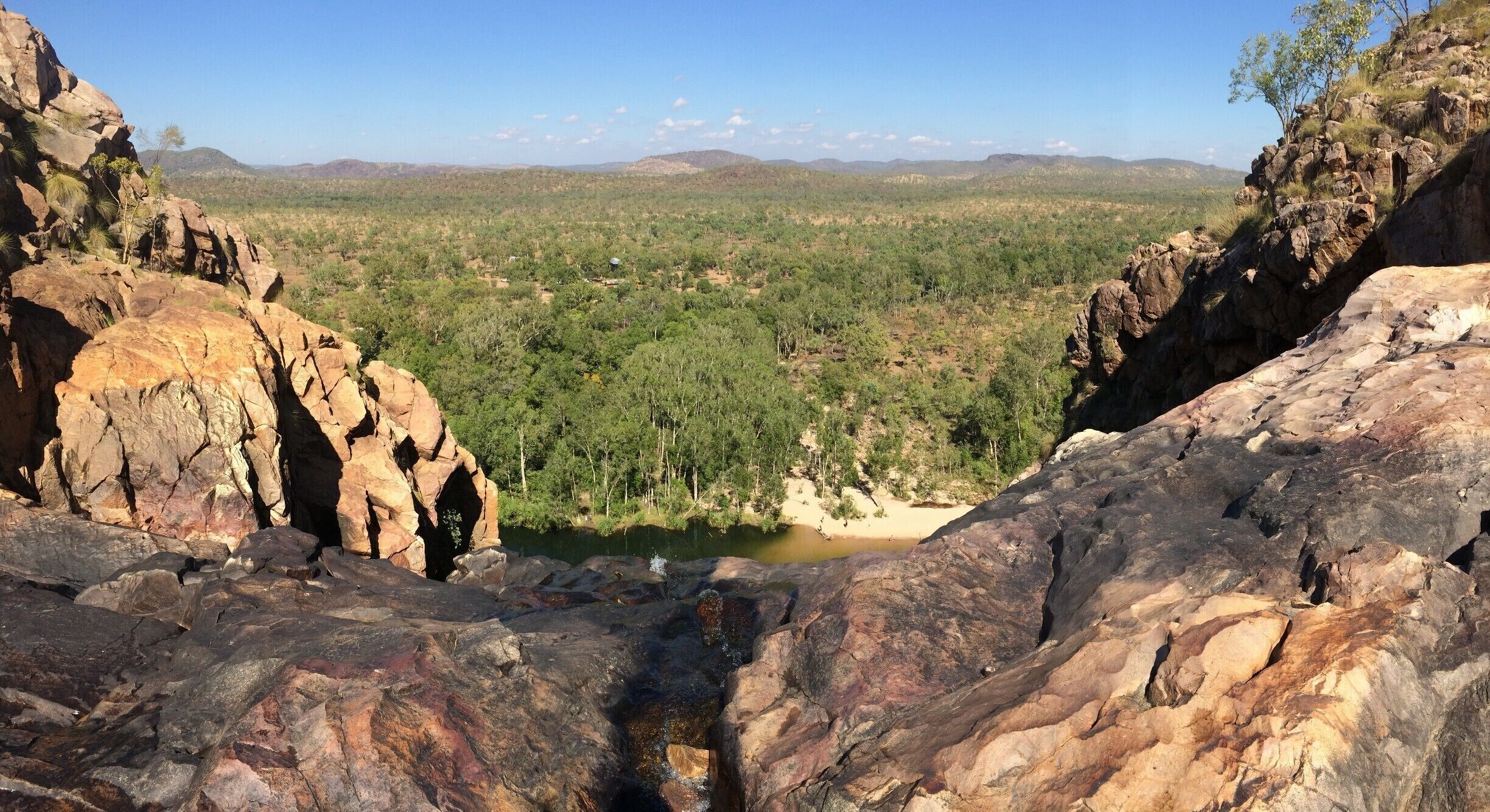 Gunlom Falls in Kakadu National Park is a must visit. It's a steep hike to the top of the falls, but a beautiful place to enjoy a swim. You can also swim in the pool at the bottom of the falls. Just beware of any potential crocs in the area. There are camping facilities nearby. #SMDdoesOZ #Kakadu #Australia