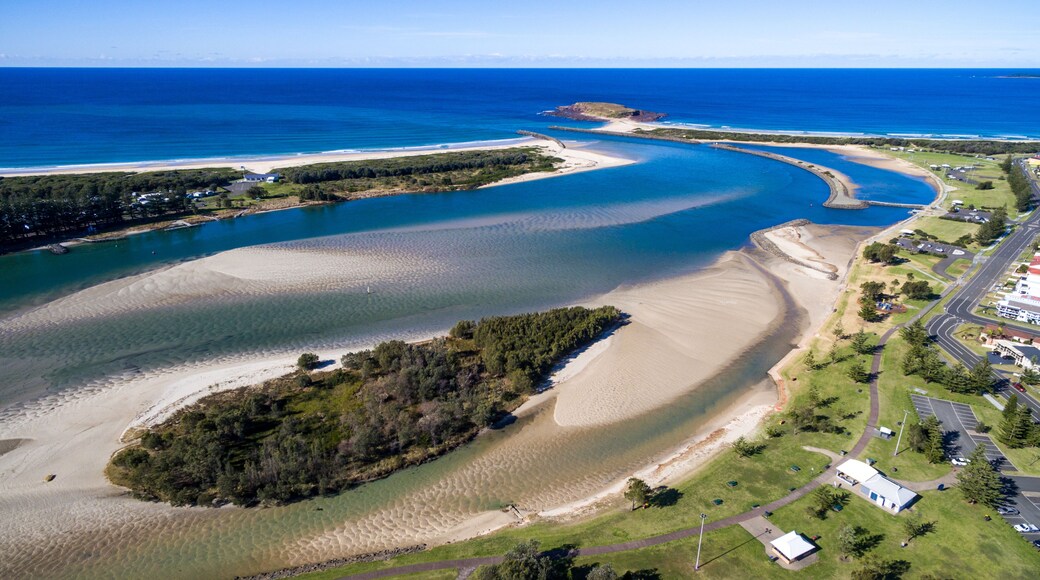 Aerial view of Lake Illawarra and Windang