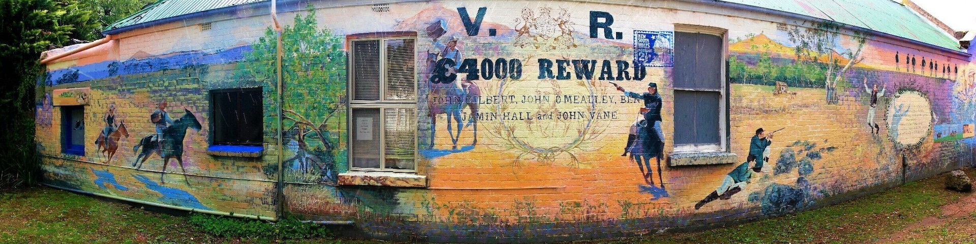 What a surprise packet this little town was.  Located between Yass and Harden and full of history its well worth an overnight stay.