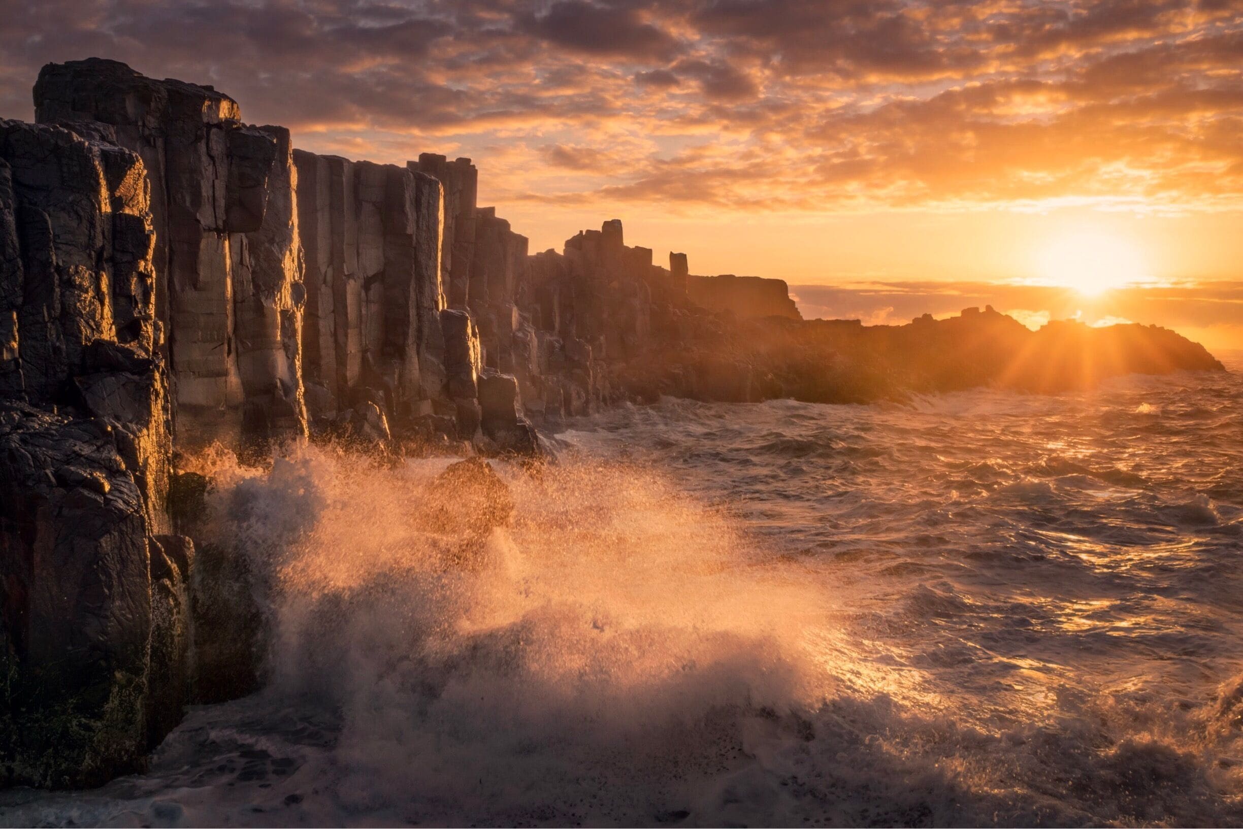 Bombo Quarry, an easy 10min walk from Bombo Beach, is an iconic sunrise location a few minutes drive north of Kiama. High tide puts on an awesome show, although you are likely to get a little wet. There are a few locations to grab a shot from so take some time to explore around. This is a shot taken in the middle of winter at high tide.