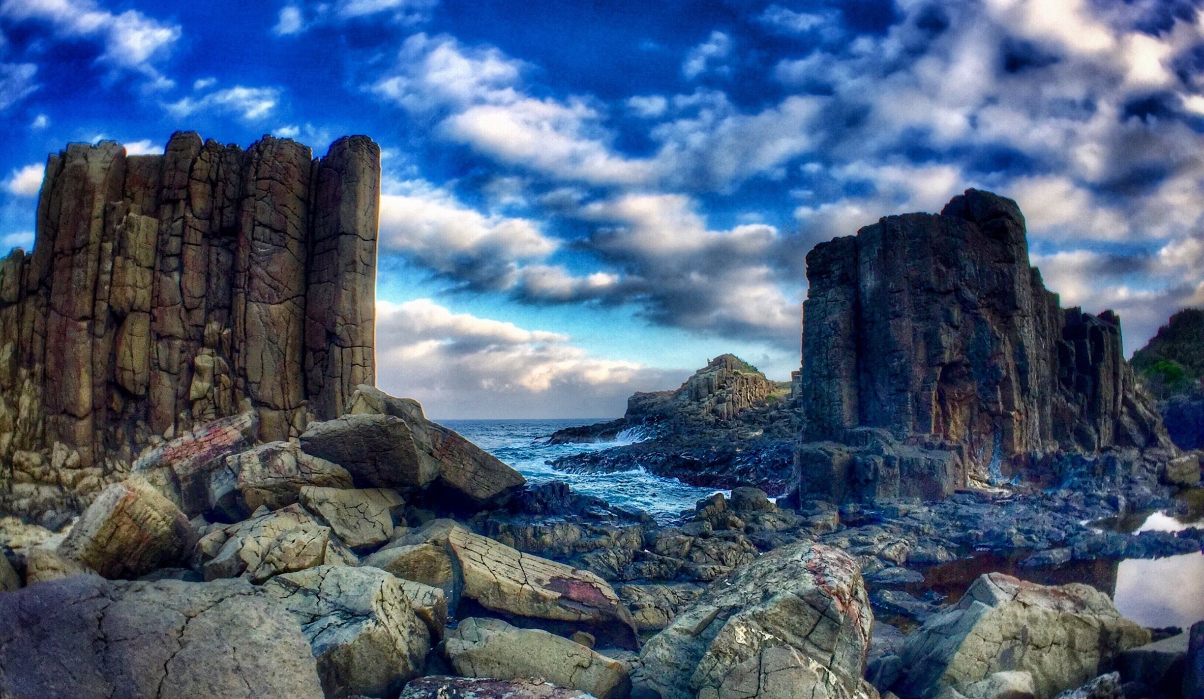 Finally made it down to visit The Boneyard in Kiama. This place feels like you're in another world. I got there in perfecting timing for the sunset.