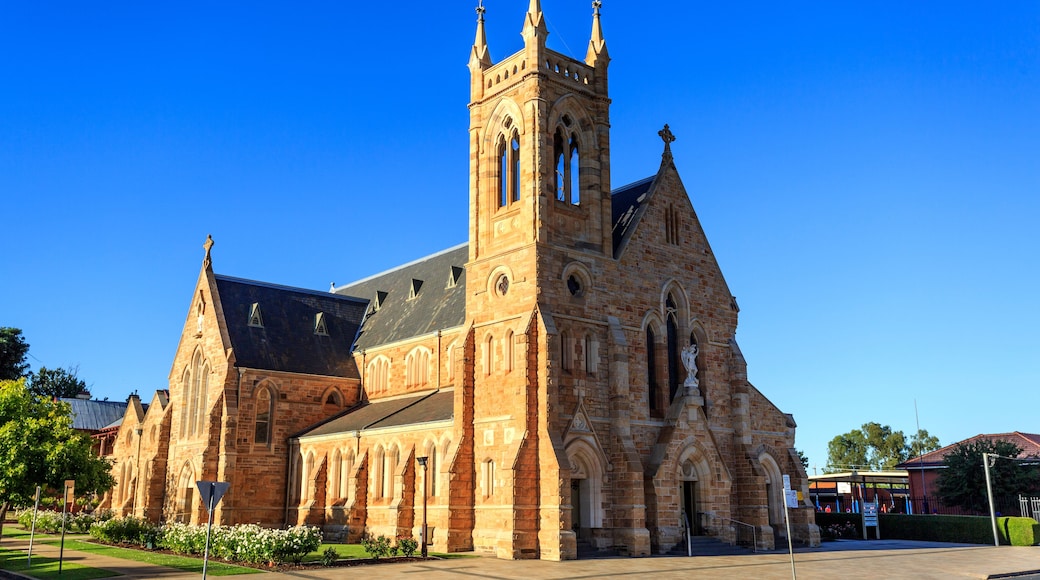 Wagga Wagga – St Michael Catholic Cathedral