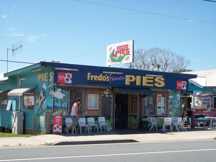 Many many different flavour of pies to try, including crocodile if you are feeling brave!
Visited in 2010 driving down on tour from Brisbane to Melbourne