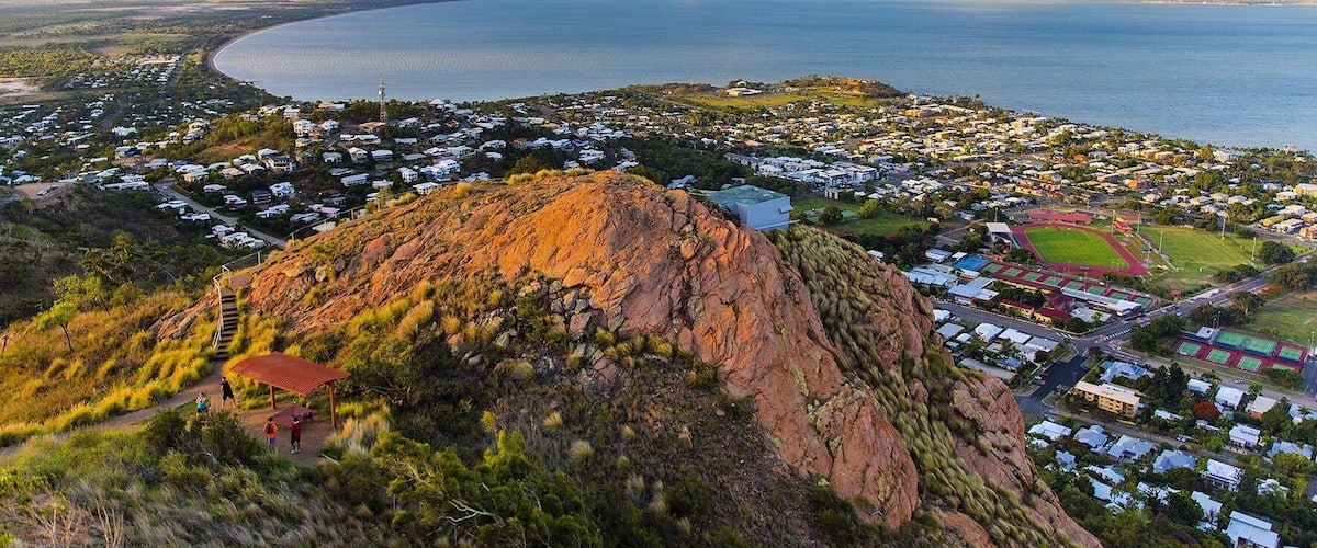 The walk up to the top of Castle Hill in Townsville is not the easiest (don't worry, you can drive as well), but the 360 view of the city, the Tropical North Queensland Coast and Magnetic Island that you get as a reward are just breathtaking.
#takeahike