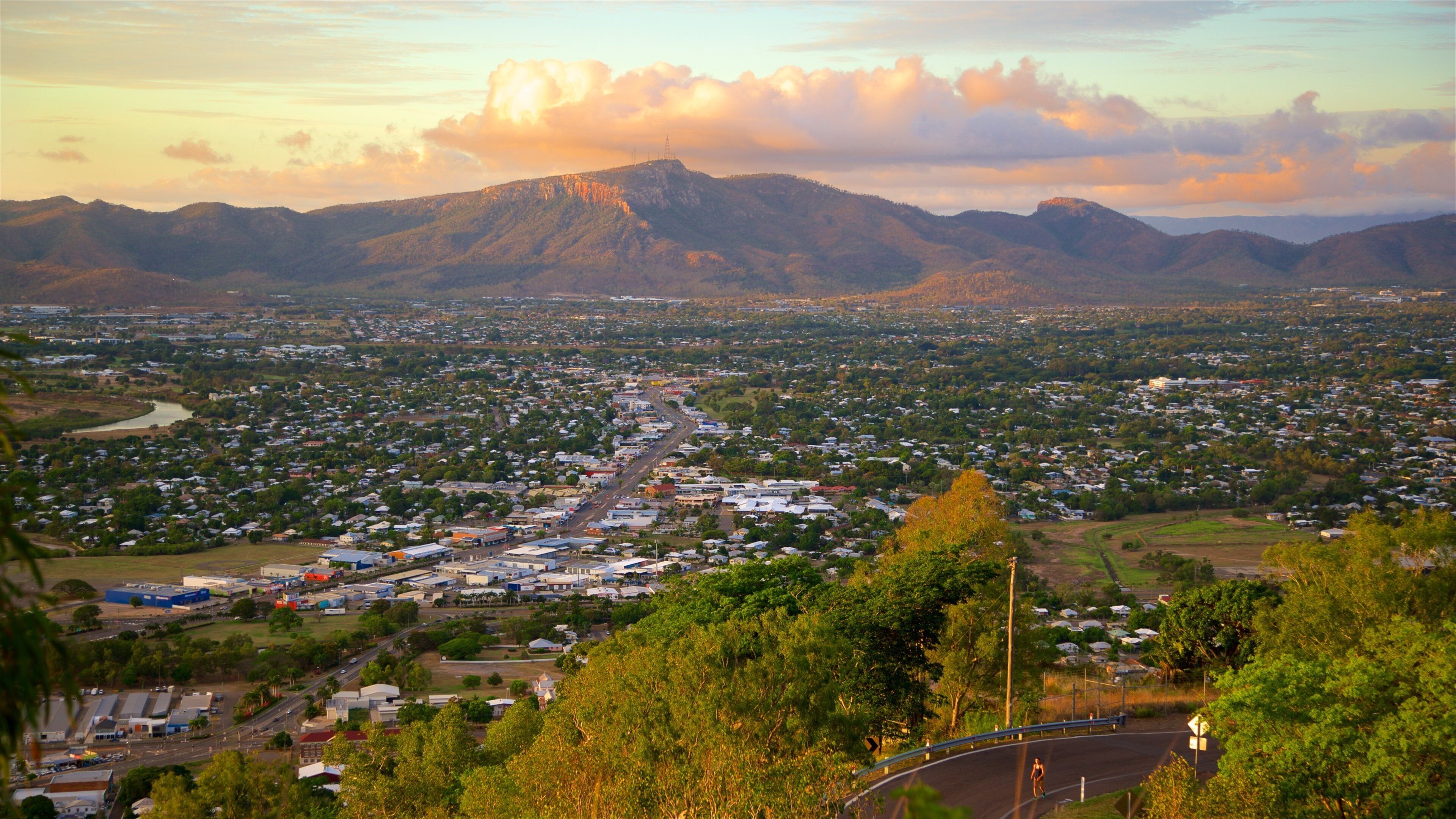 Queensland which includes mountains, a sunset and landscape views