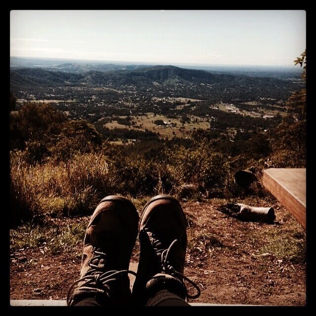 Just half an hour out of Brisbane you can get this view by driving straight up to Jolly's Lookout. Or, if you're feeling more energetic, the Thylogale Track starts at the carpark and is 8km return. Another beautiful Brisbane winter day. #hiking