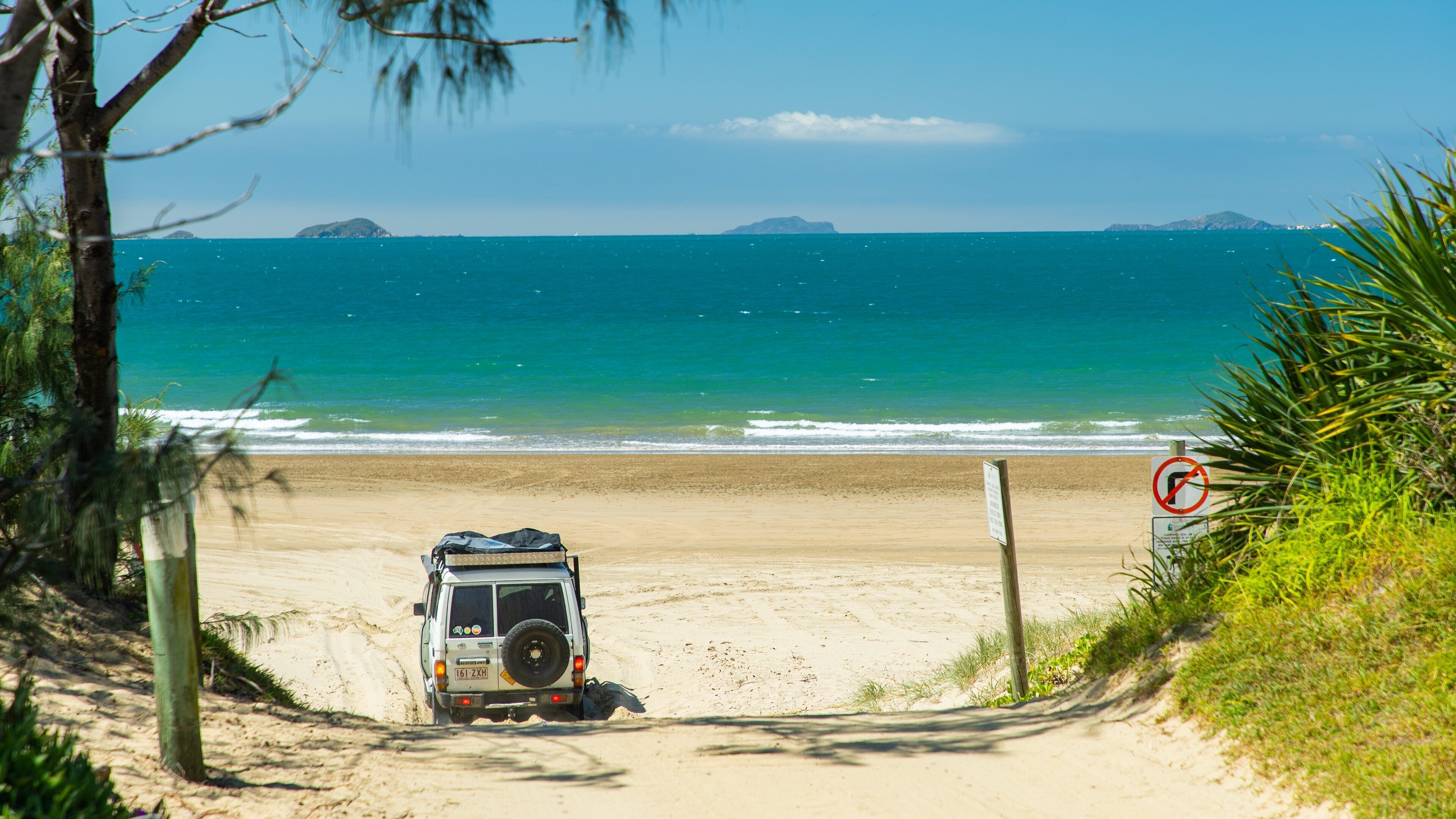 Farnborough featuring off road driving, general coastal views and a beach