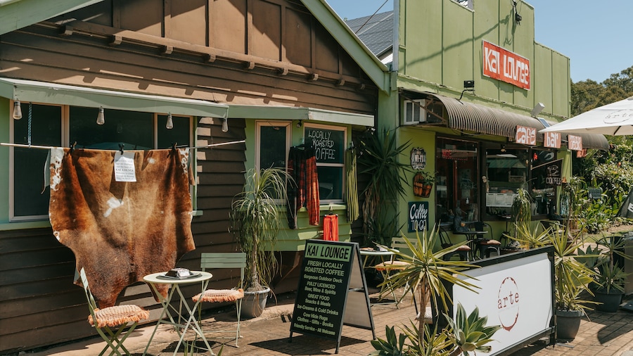 Moore which includes a small town or village and cafe scenes