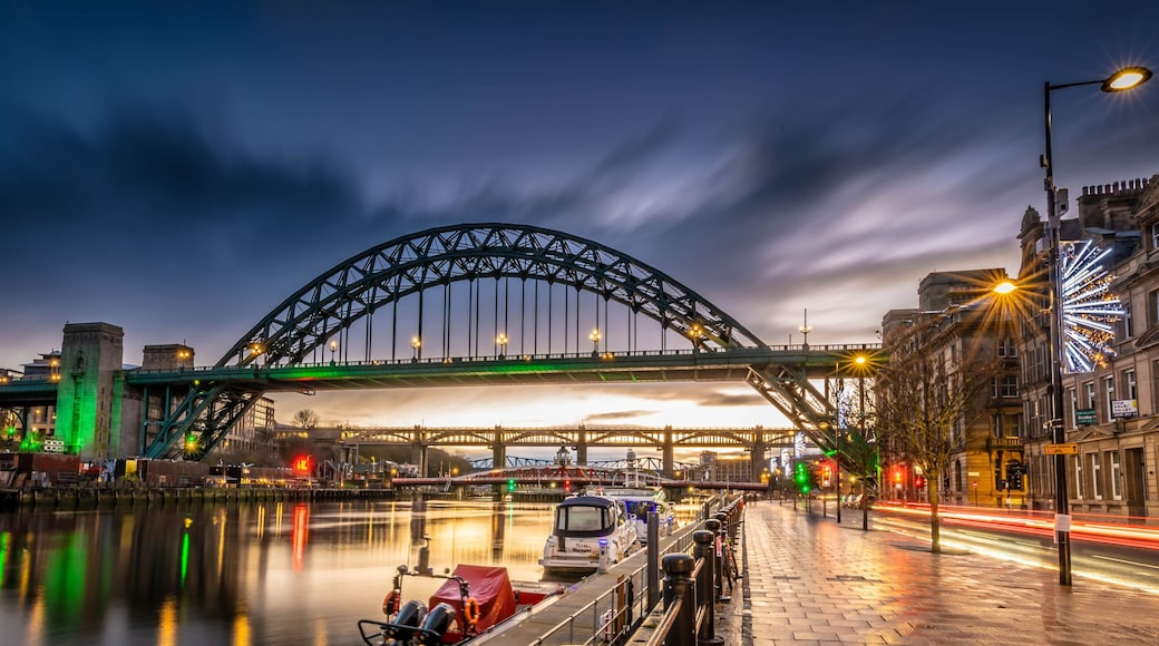 Newcastle Quayside, Tyne Bridge