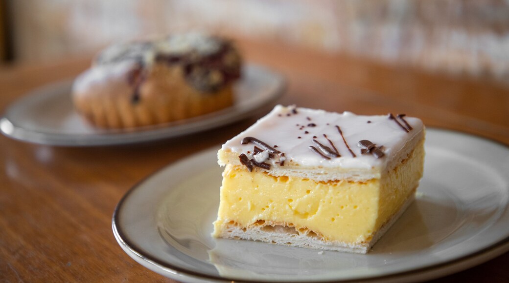 Meadows showing food