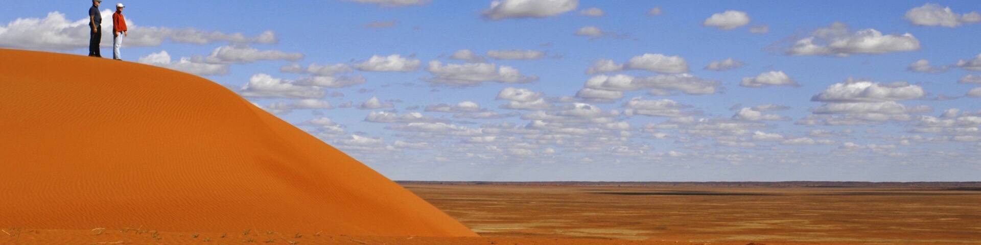 レッド センター どの含み 砂漠の眺め 及び カップル