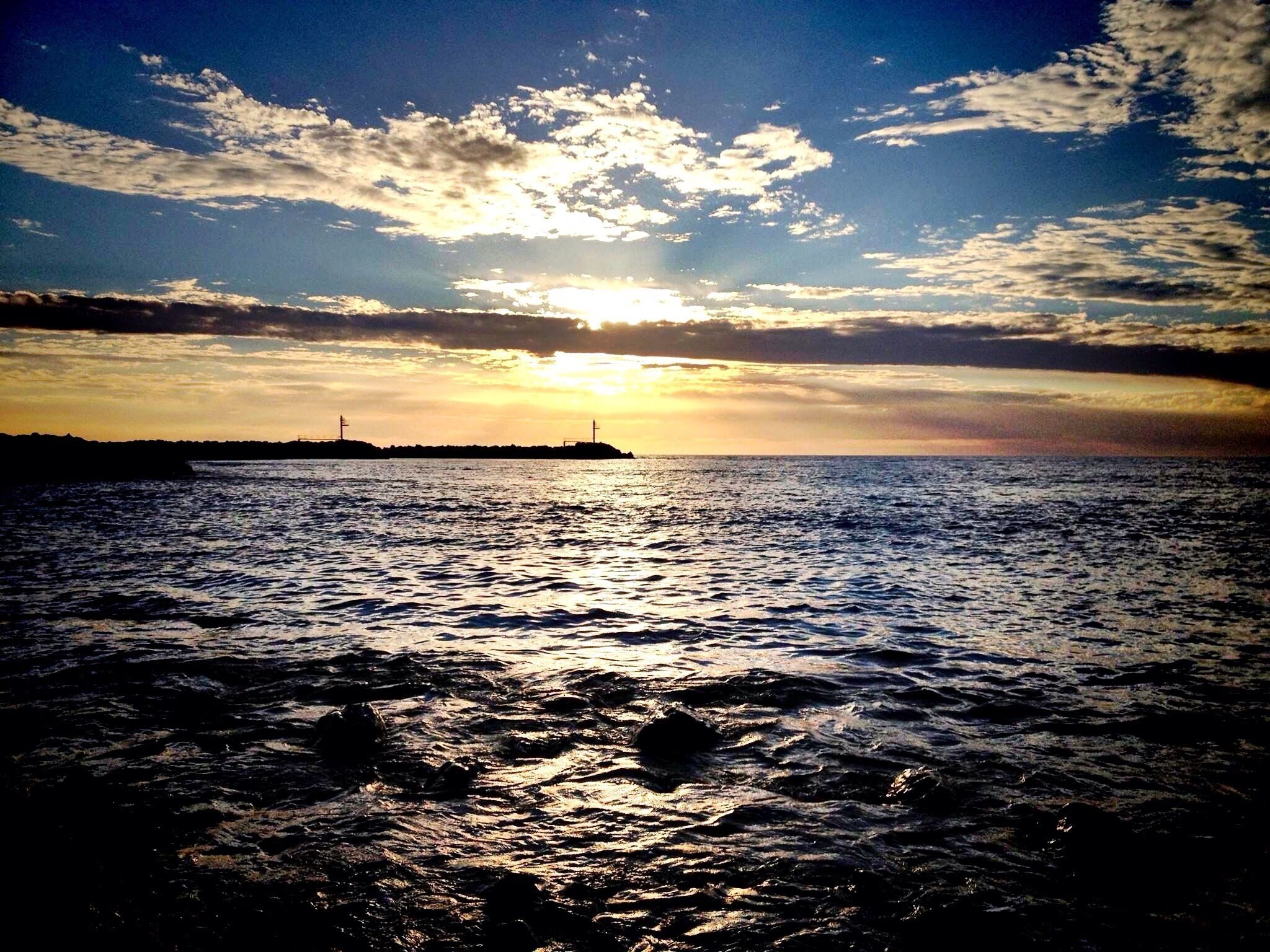 View of the sunset at O'Sullivan Beach, South Australia

#Adelaide #Sunset #Beach #GoldenHour